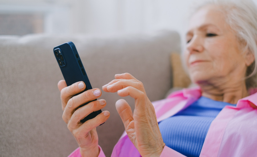 5 mẹo giúp người cao tuổi sử dụng dễ dàng smartphone