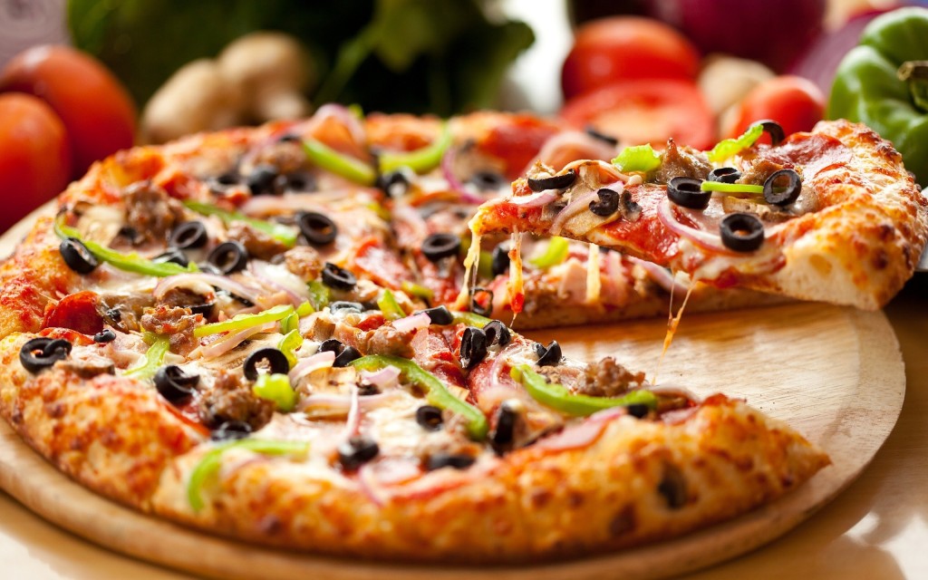 Cách làm bánh pizza bằng nồi cơm điện