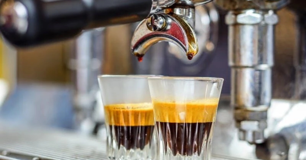 Cách vệ sinh máy pha cà phê Espresso cực kỳ đơn giản