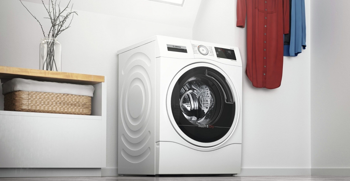 Dùng máy giặt sấy có cần phơi quần áo không?