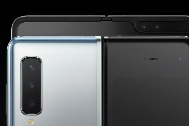 Galaxy Fold sẽ mở ra cánh cửa cho smartphone có màn hình gập lại tương lai
