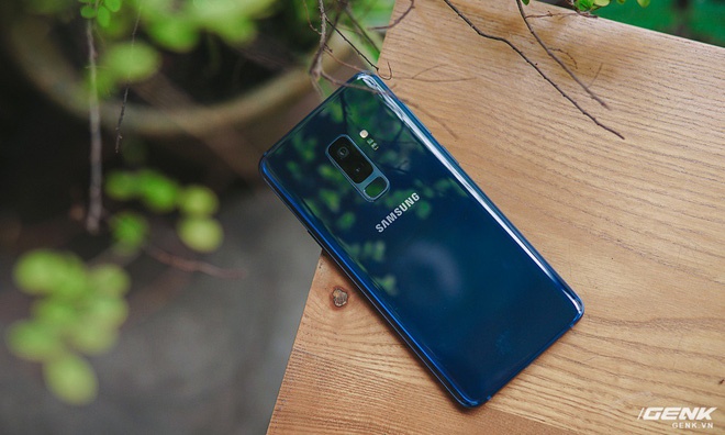 Galaxy S9+ Xanh San Hô đã có mặt tại Việt Nam: Đẹp lịch lãm, rất hợp với nam giới