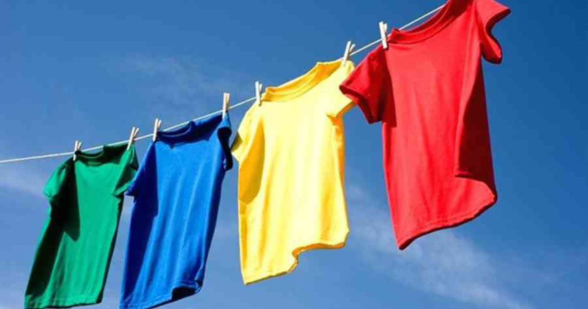 Giắt túi cách giữ quần áo không bị bạc màu sau khi giặt