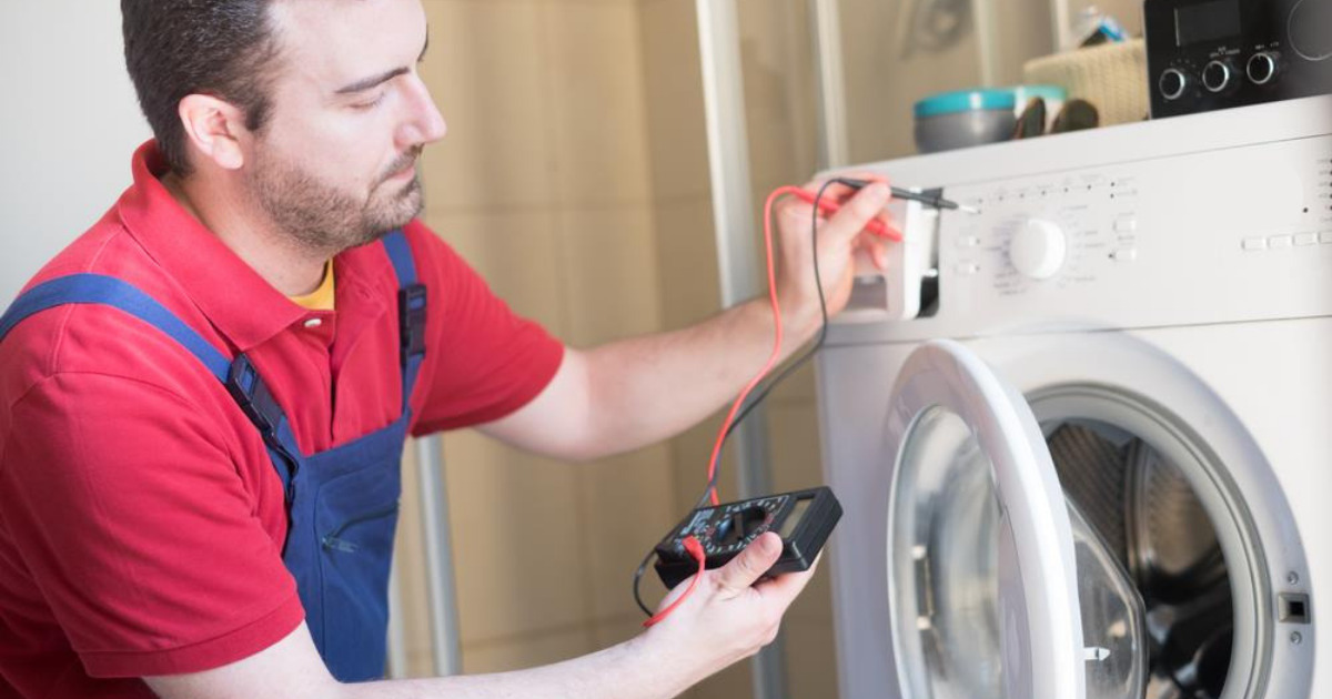 Máy giặt bị rò điện là do đâu? Cách khắc phục ra sao?