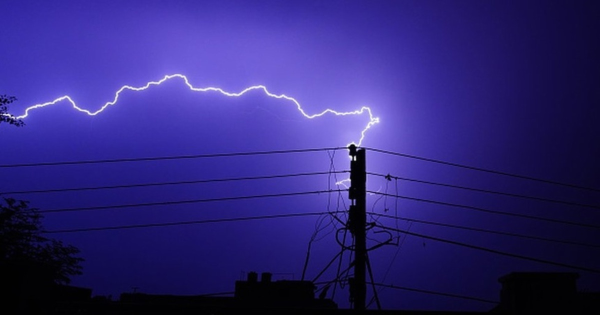 Mùa mưa bão, bạn đã biết cách sử dụng các thiết bị điện an toàn?