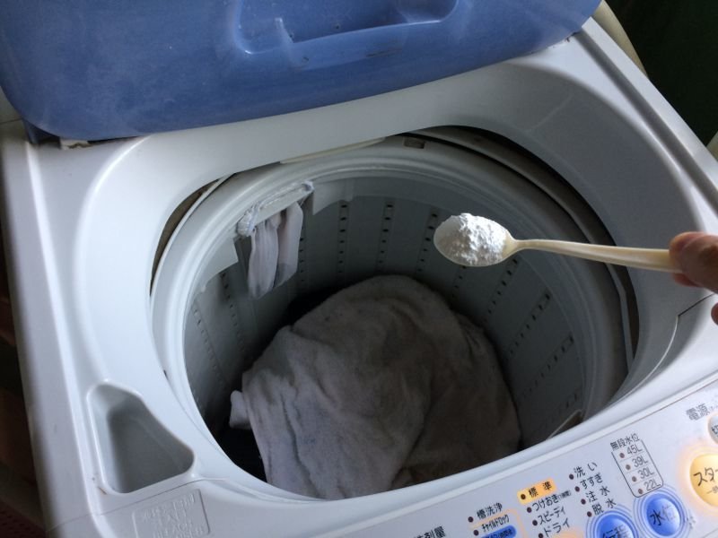 Những loại bột giặt cho máy giặt cửa trên giặt sạch ít tạo cặn, tạo bọt