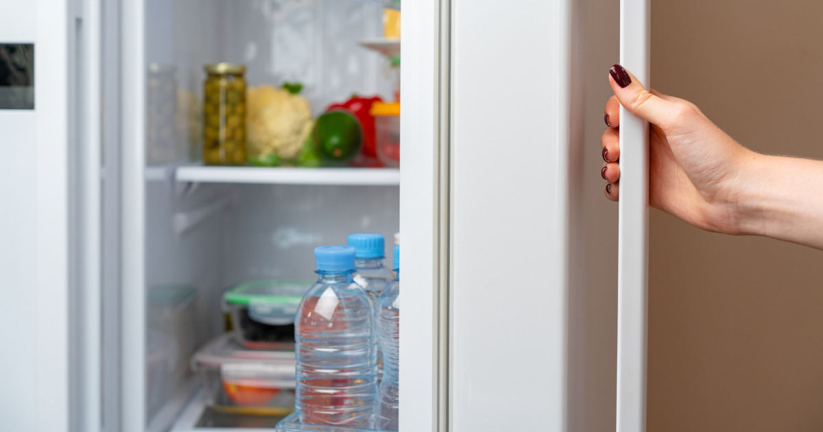Quên đóng cửa tủ lạnh gây ra những tác hại gì?