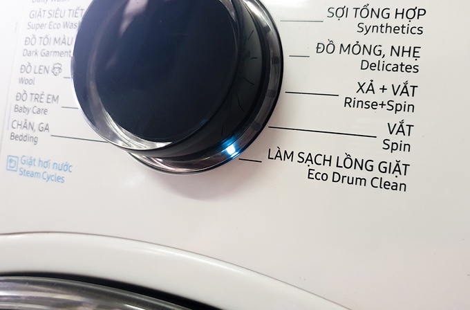 Tại sao nên dùng chế độ vệ sinh lồng máy giặt thường xuyên