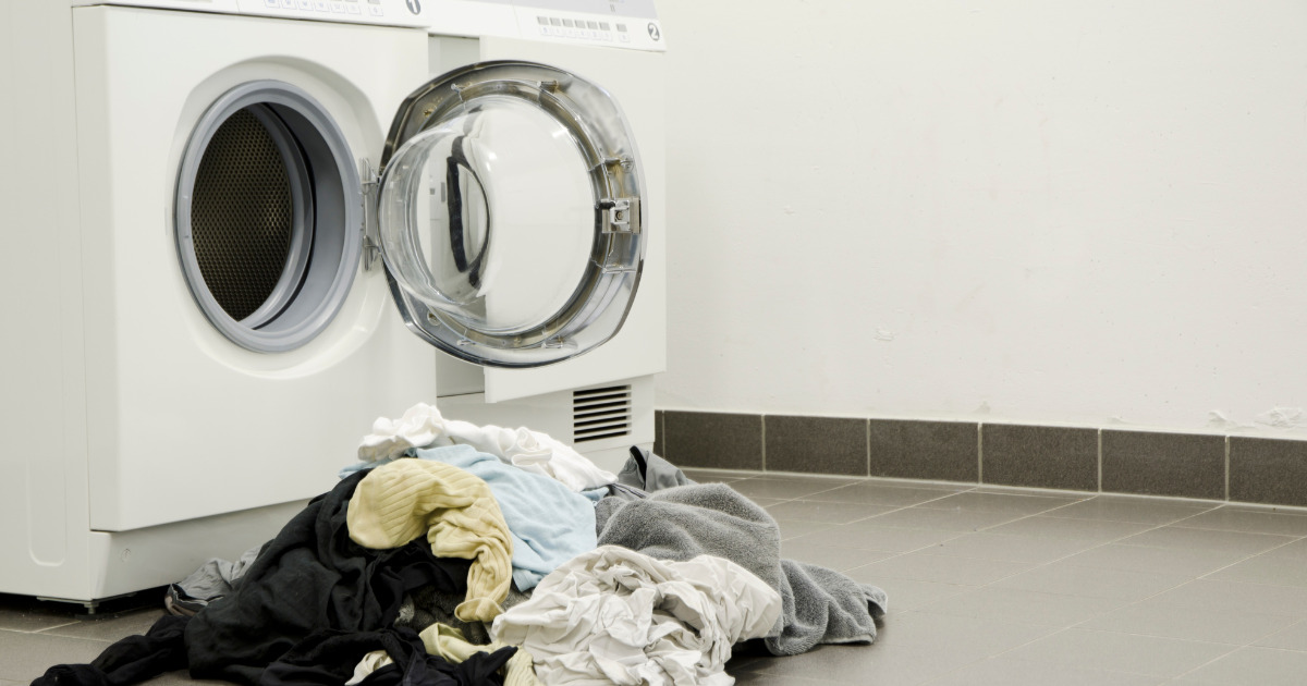 Vì sao máy giặt không đóng được cửa? Cách khắc phục như nào?