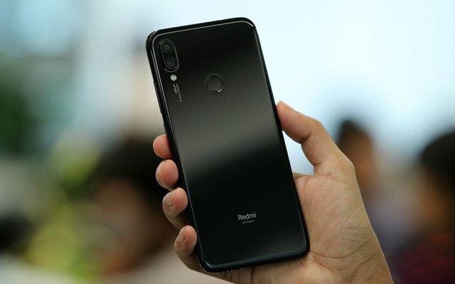 Xiaomi dùng Redmi Note 7 để chụp ảnh Trái Đất từ ngoài không gian