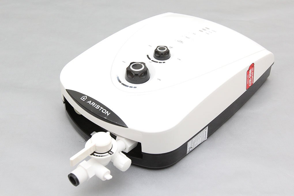 Bình nóng lạnh trực tiếp Ariston VR-E4522EP-WH (Trắng)
