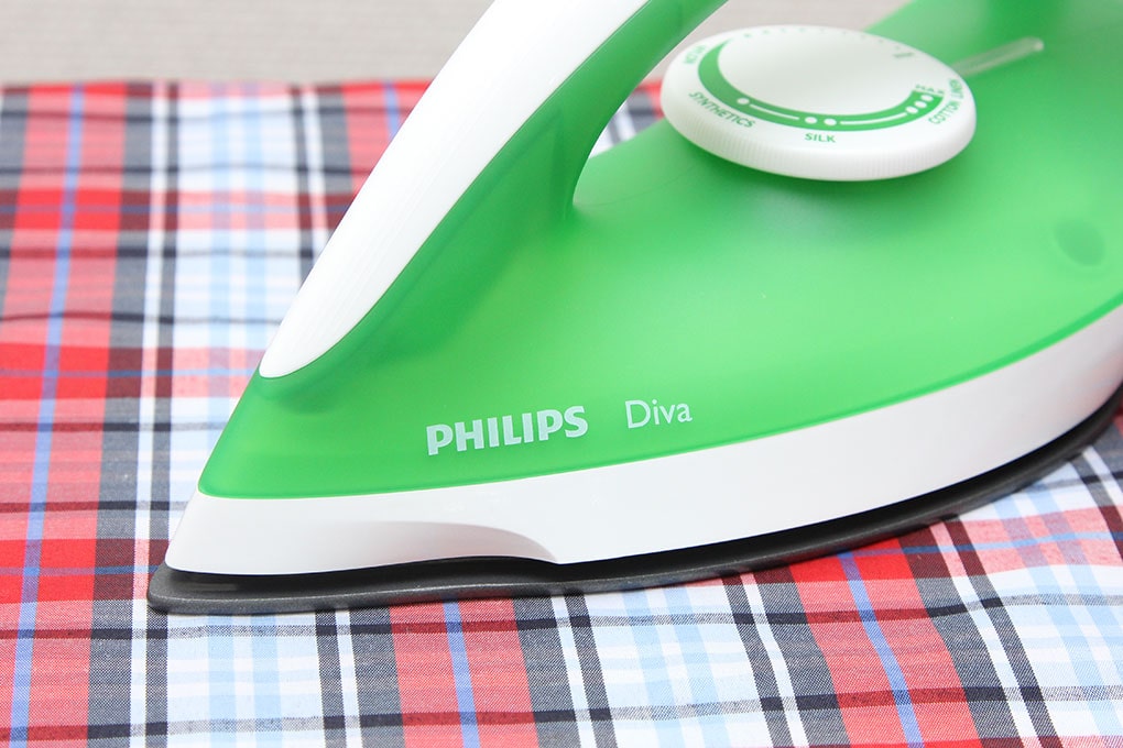 Bàn là khô Philips GC122 (Xanh) 1200W