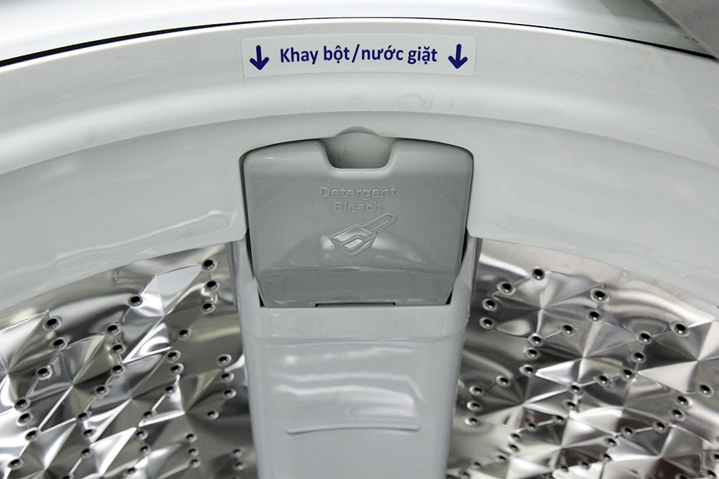 Máy giặt 13.5 Kg Panasonic NA-F135X1SRV lồng đứng