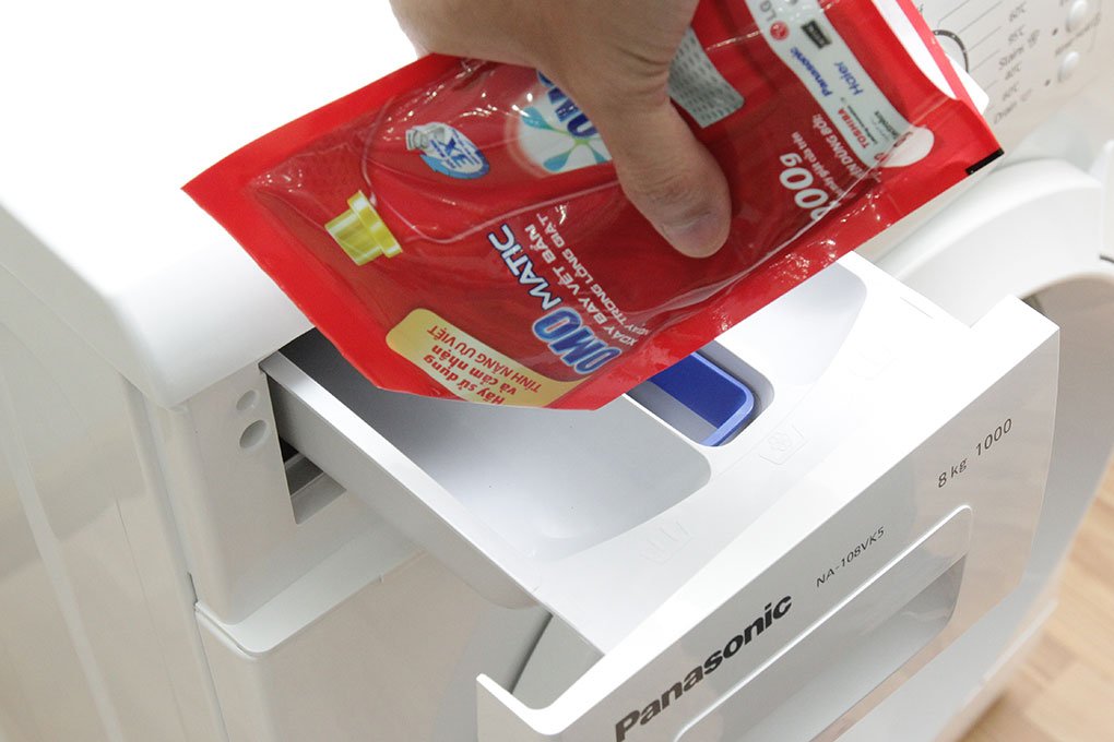 Máy giặt 8 Kg Panasonic NA-108VK5WVT lồng ngang