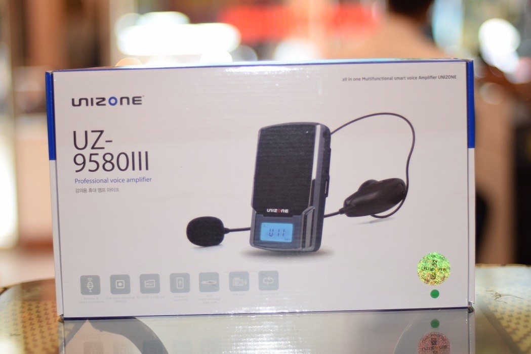 Máy trợ giảng không dây Unizone UZ-9580 F3 (Mic Wireless)