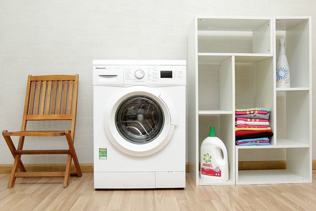 Máy giặt 8 Kg Panasonic NA-108VK5WVT lồng ngang