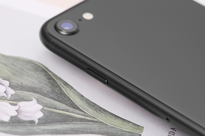 Điện thoại iPhone SE (2020) 128GB Black