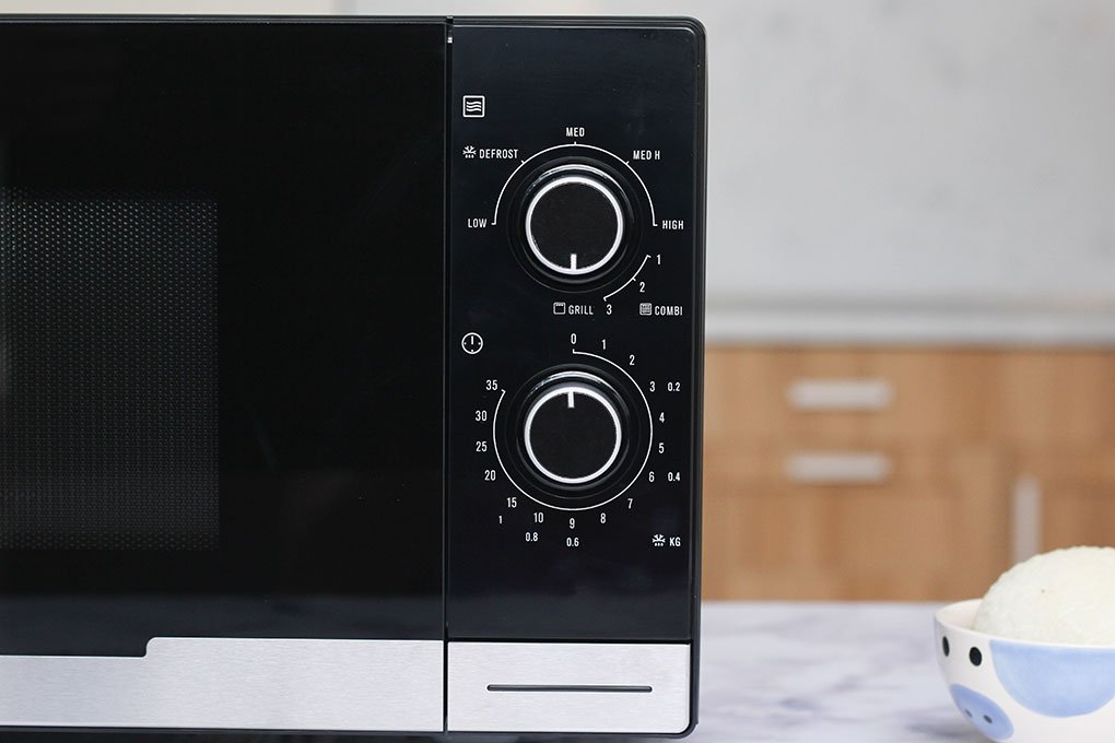 Lò vi sóng 23 lít Electrolux EMM2318X