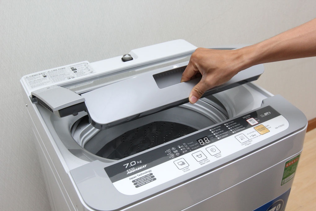 Máy giặt 7 Kg Panasonic NA-F70VS7HCV lồng đứng