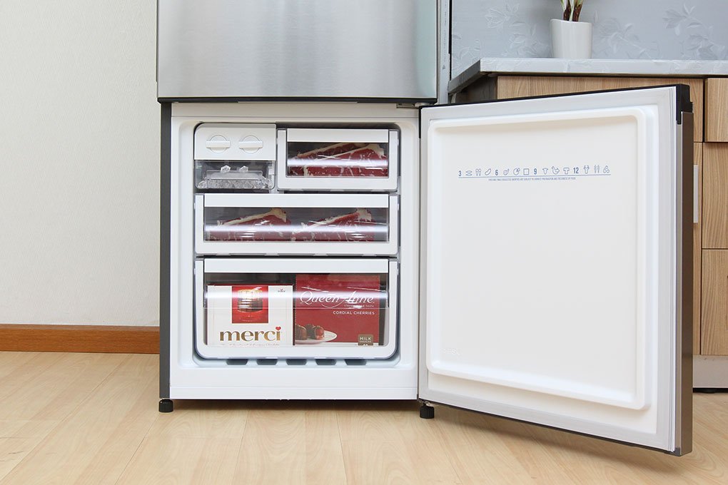 Tủ lạnh Electrolux EBE3500AG-RVN - 350 Lít