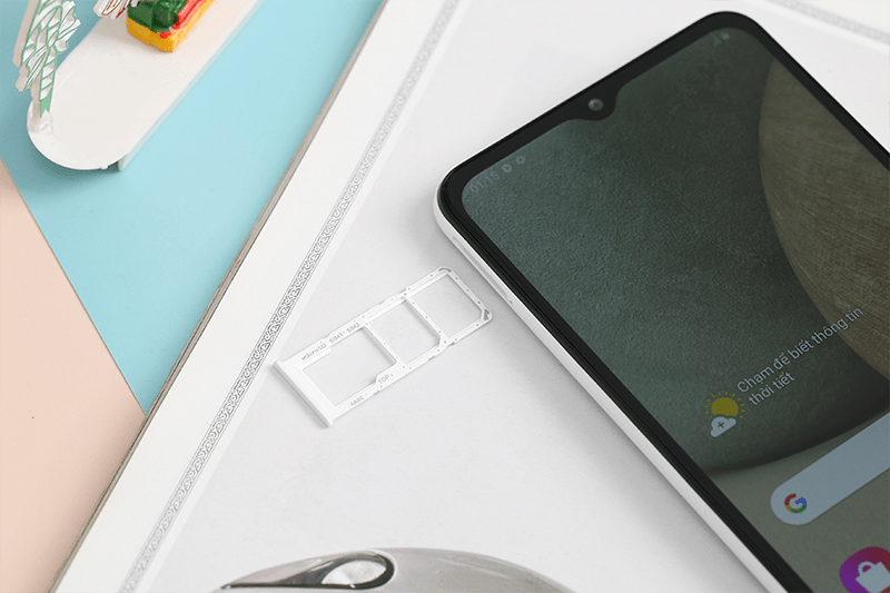 Điện thoại Samsung Galaxy A12 SM A125F White