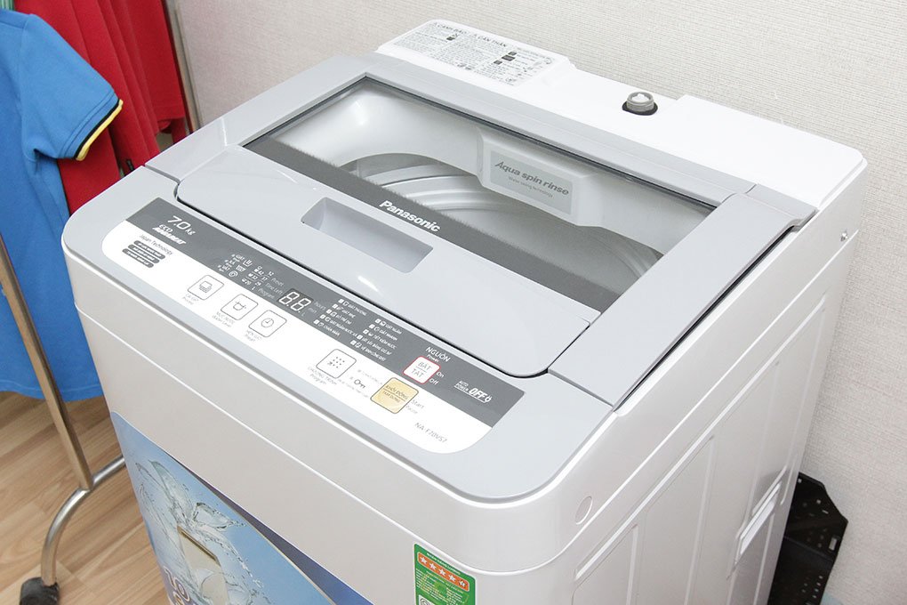 Máy giặt 7 Kg Panasonic NA-F70VS7HRV lồng đứng (Trắng)