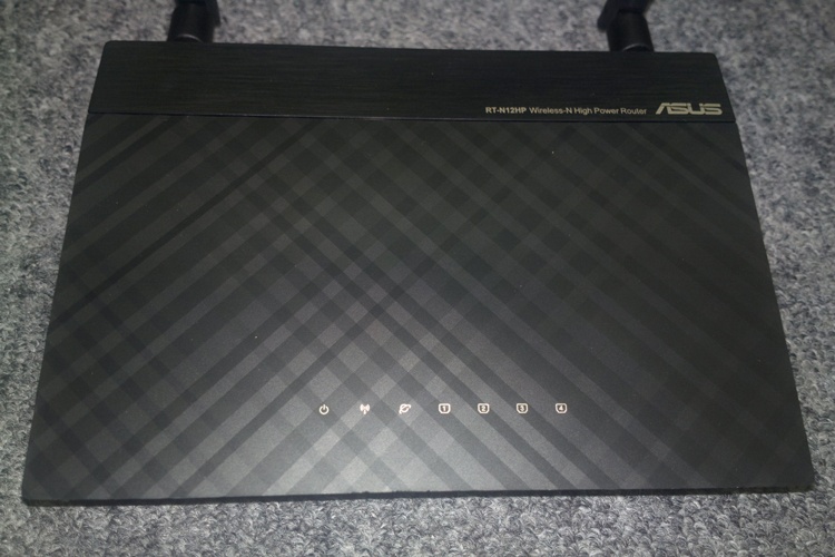 Bộ phát Wifi chuẩn N Asus RT-N12HP 300Mbps