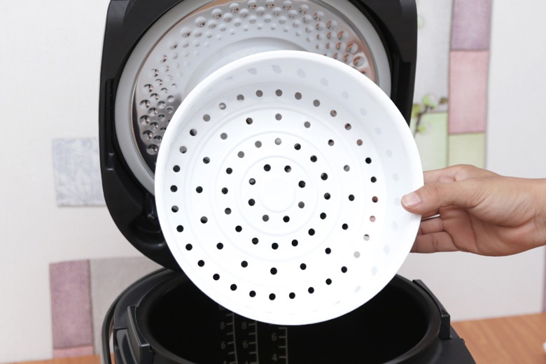 Nồi cơm điện tử cao tần Hitachi RZ-JHE18