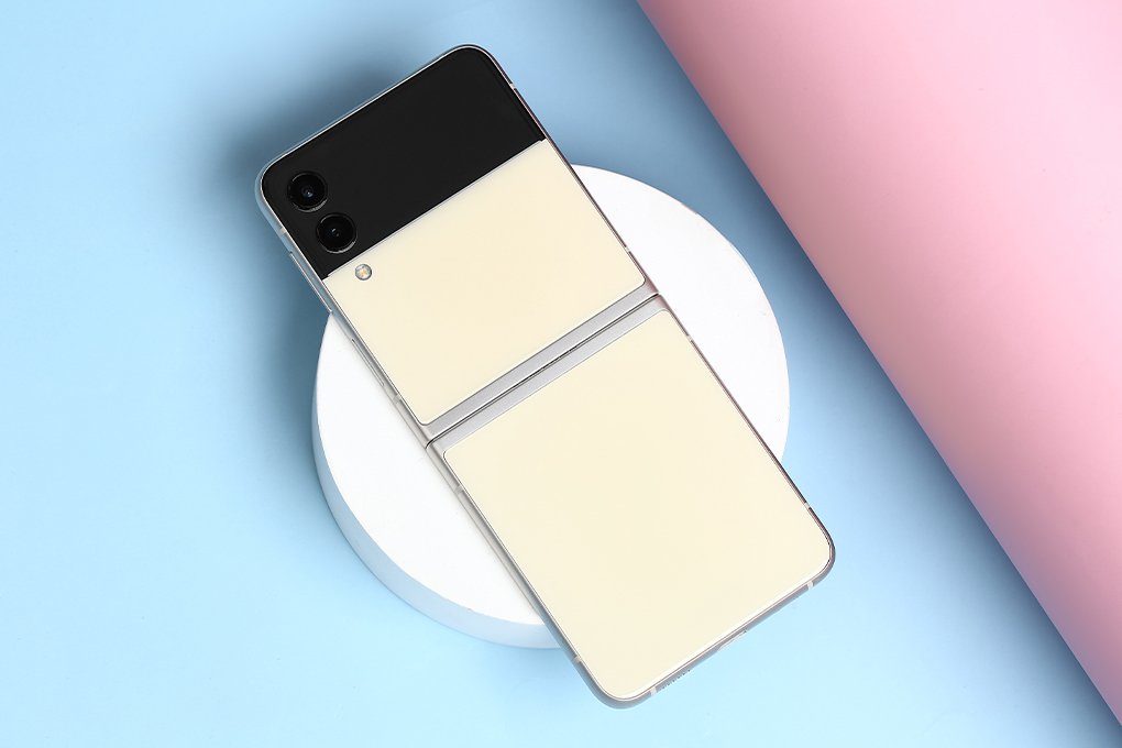 Điện thoại Samsung Galaxy Z Flip 3 5G 128G Kem Ivory