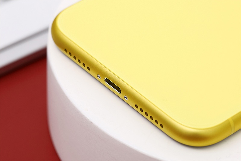 Apple iphone 11 64G Yellow