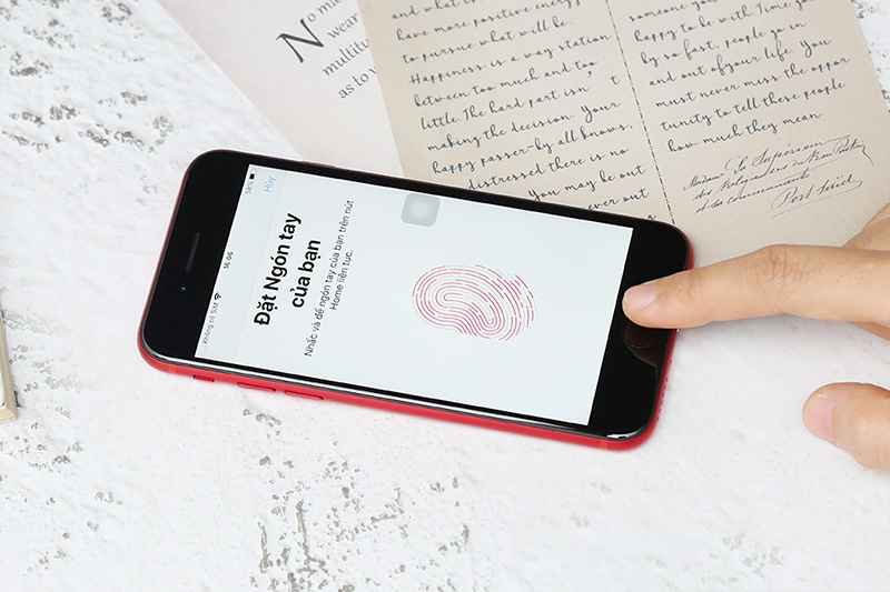 Điện thoại iPhone SE (2020) 128GB Red