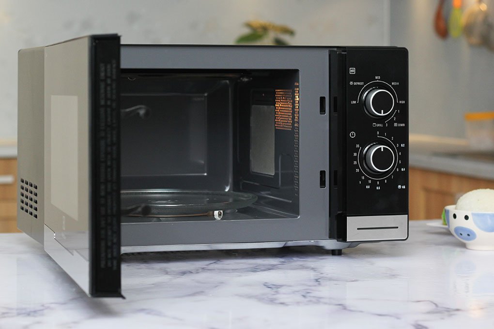 Lò vi sóng 23 lít Electrolux EMM2318X