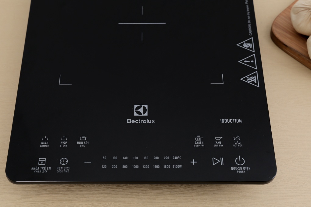 Bếp từ đơn cao cấp Electrolux ETD42SKA 2100W
