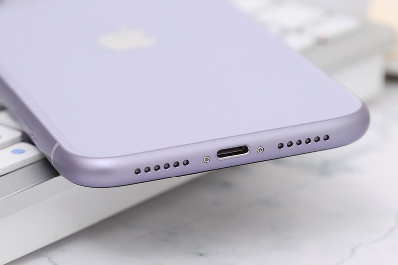 Apple iphone 11 64G Purple