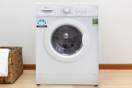 Máy giặt 7 Kg Midea MFE70-1000 lồng ngang