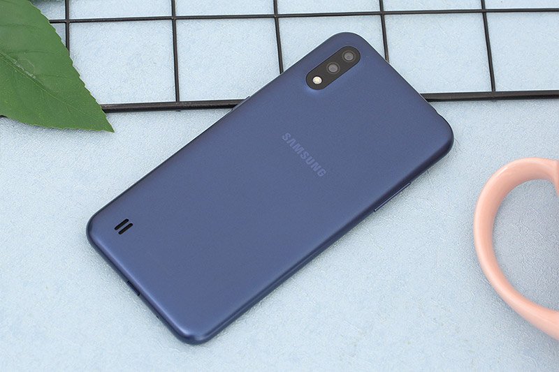Điện Thoại Samsung Galaxy A01 SM-A015F (Blue)