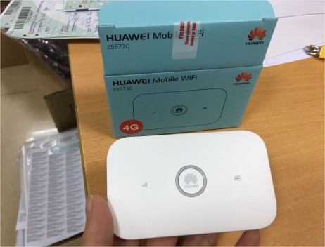 Bộ phát Wifi di động từ sim 4G Huawei E5573CS-322 150Mbps