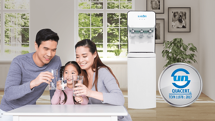 Cây nước 3 vòi Karofi HC18-bình hút