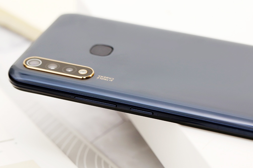 Điện thoại Vivo 1915-Y19 (6+126GB) (Đen)