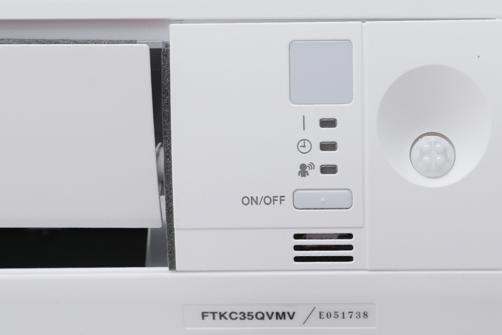 Điều hòa 1 chiều Inverter Daikin FTKC25RVMV/RKC25RVMV-9.000BTU
