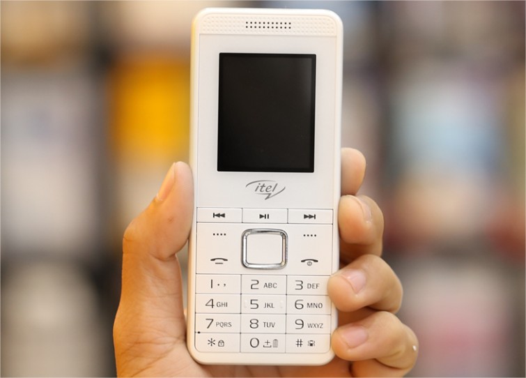 Điện thoại Itel it5602 White