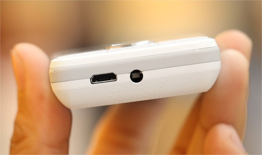 Điện thoại Itel it5602 White