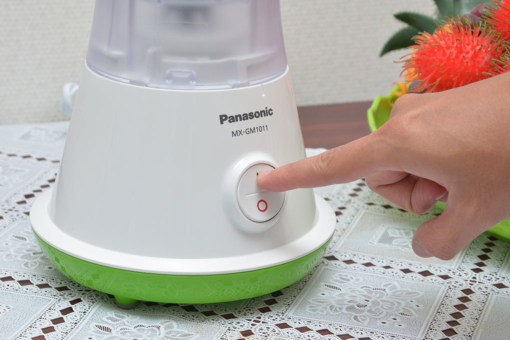 Máy xay sinh tố Panasonic MX-GM1011GRA