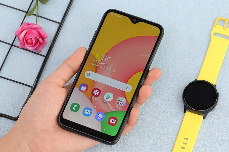 Điện Thoại Samsung Galaxy A01 SM-A015F (Black)
