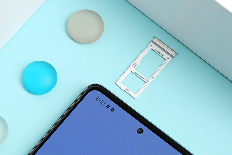 Điện thoại Samsung Galaxy A72 256G A725F Trắng