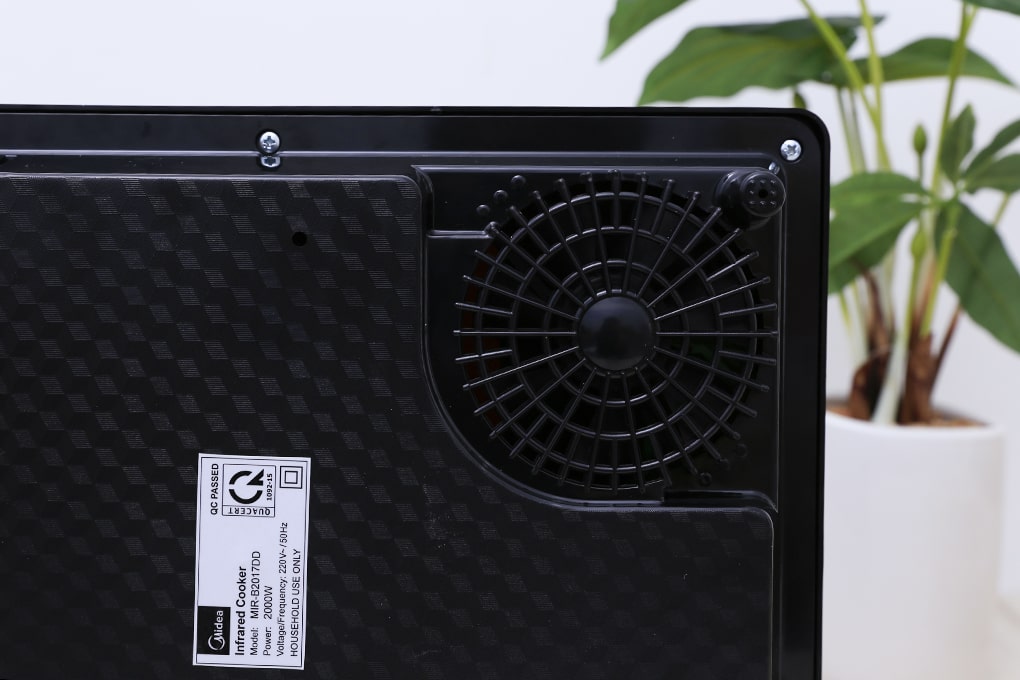 Bếp hồng ngoại Midea MIR-B2017DD 2000W