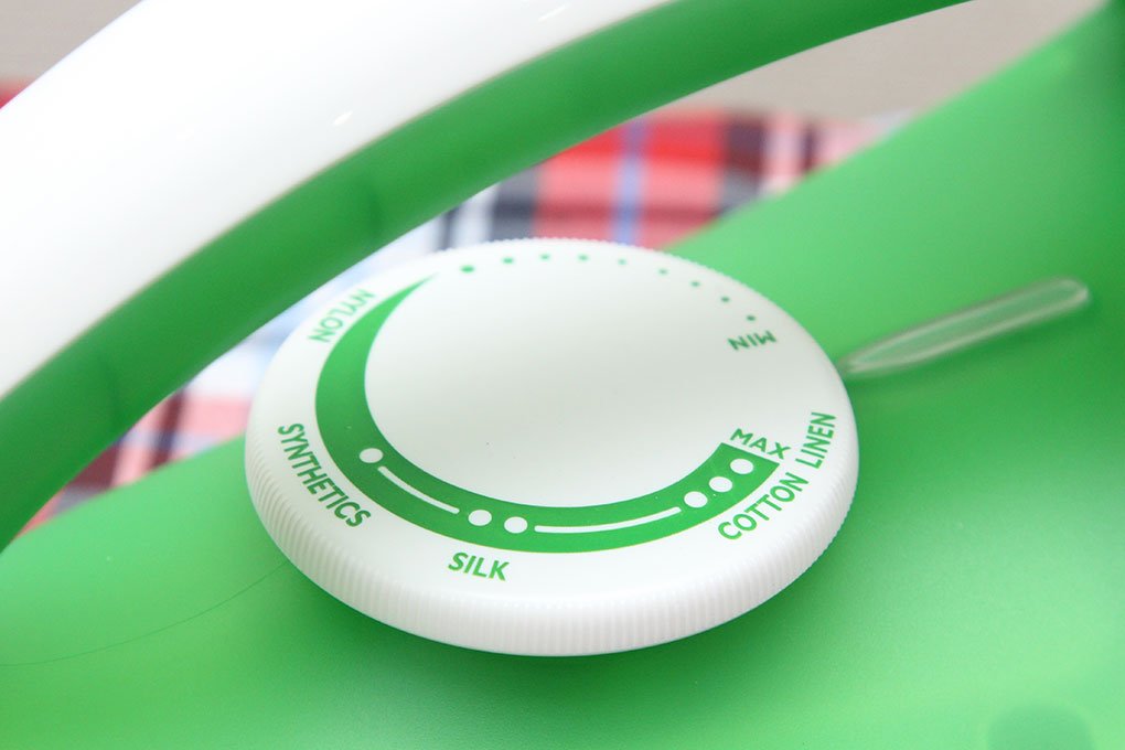 Bàn là khô Philips GC122 (Xanh) 1200W