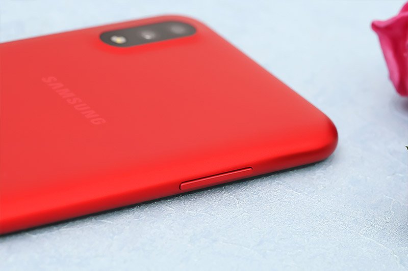 Điện Thoại Samsung Galaxy A01 SM-A015F (Red)