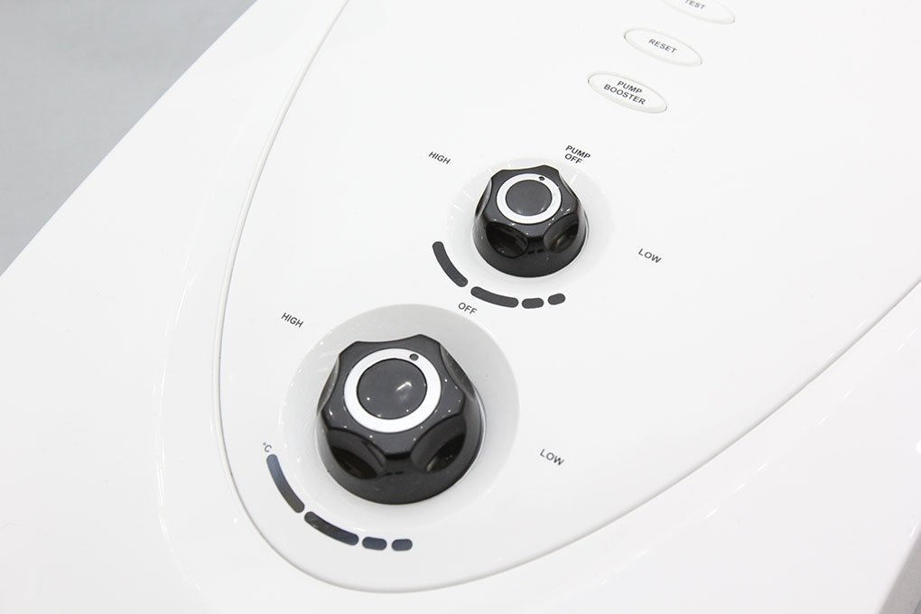 Bình nóng lạnh trực tiếp Ariston VR-E4522EP-WH (Trắng)