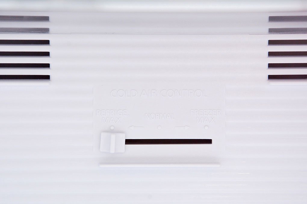 Tủ lạnh Panasonic NR-BJ151SSV1 - 135 Lít